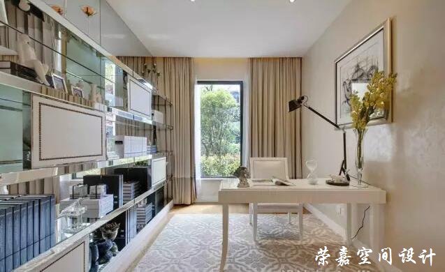 書房這么美，還能專心地看書嗎？