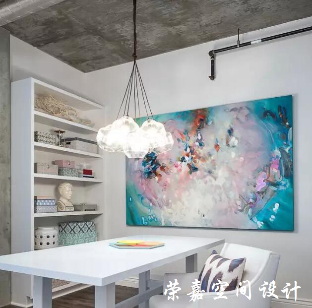 書房這么美，還能專心地看書嗎？