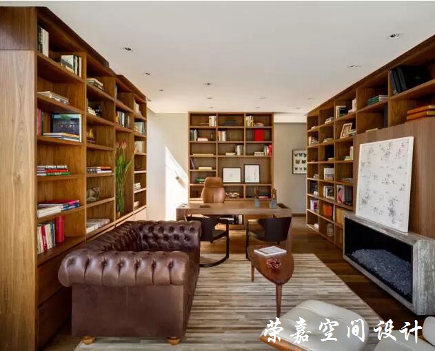 書房這么美，還能專心地看書嗎？