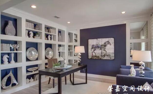 書房這么美，還能專心地看書嗎？