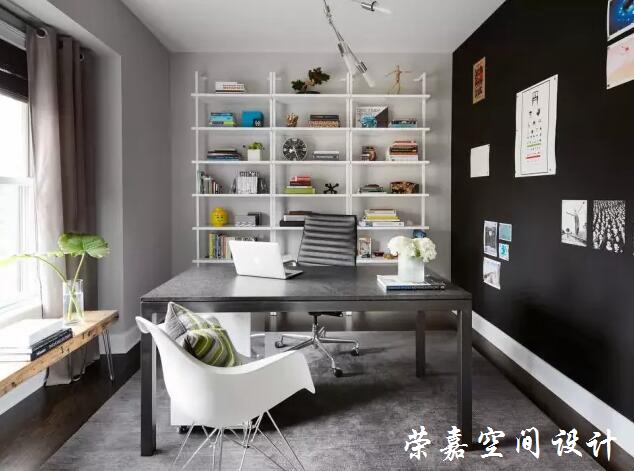 書房這么美，還能專心地看書嗎？