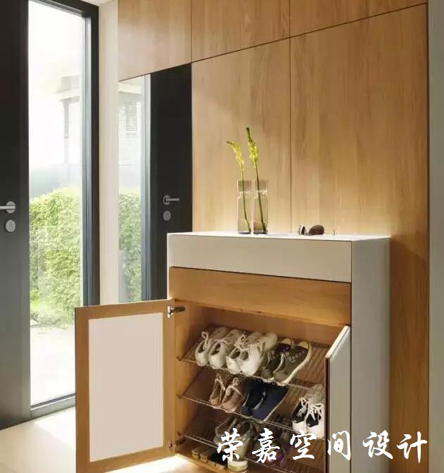 這樣的入戶鞋柜設(shè)計，你可還滿意？