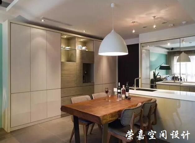 85平現(xiàn)代兩居室，滿滿的小資情調(diào)！