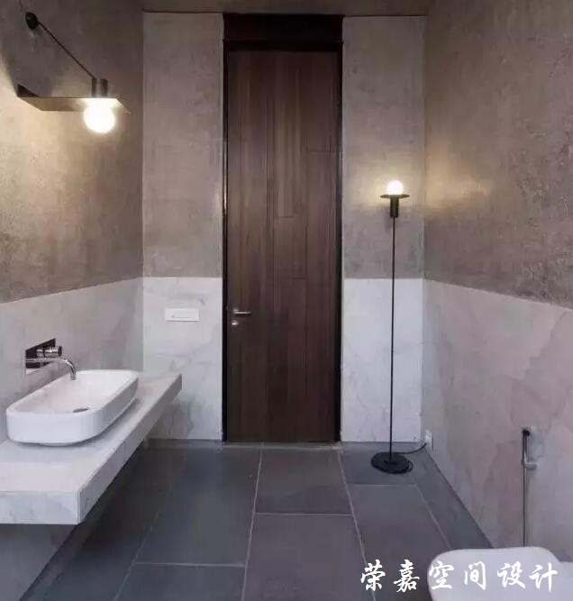 你關(guān)心過(guò)廁所門的選擇嗎？后悔沒(méi)早點(diǎn)發(fā)現(xiàn)！
