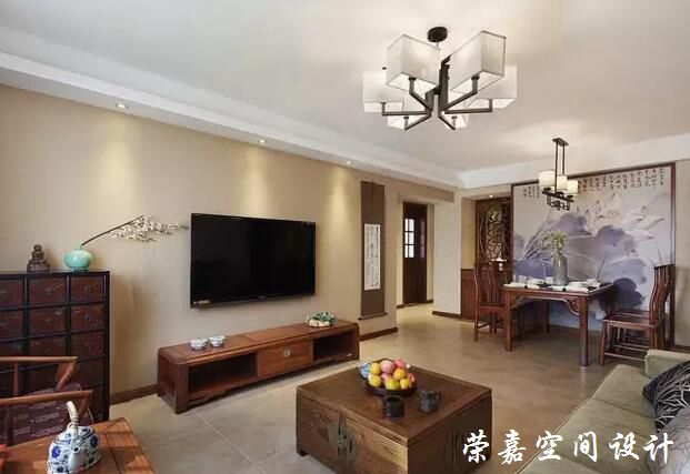 家里墻紙發(fā)黃了咋辦？解決方法都在這了拿走不謝！